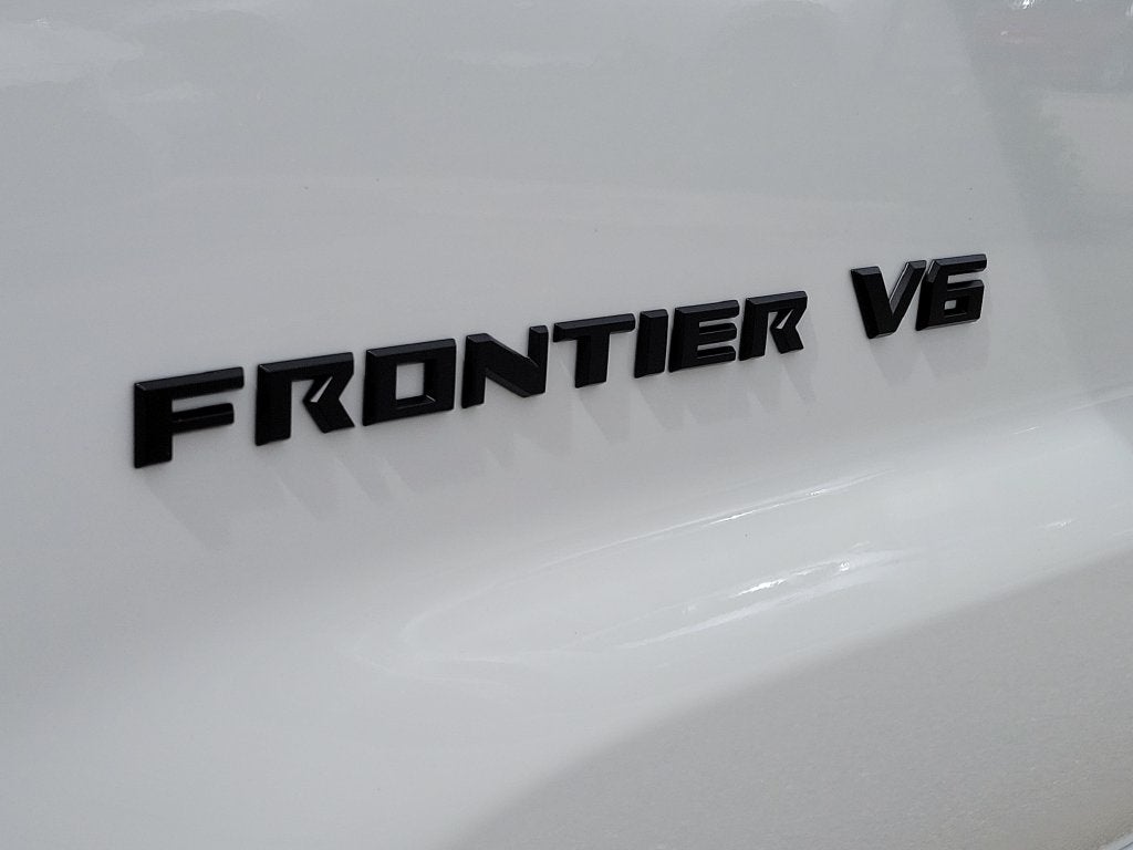 2027 Nissan Frontier SV