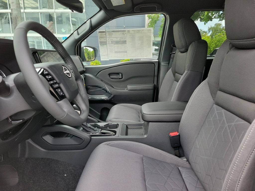 2027 Nissan Frontier SV