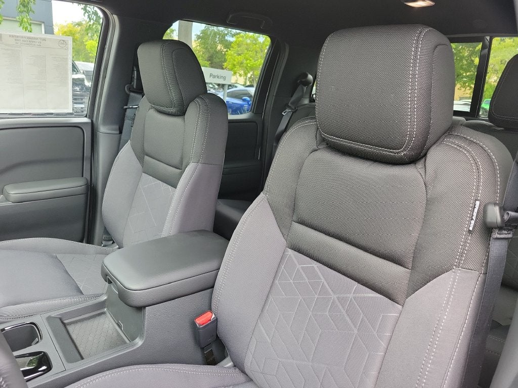 2027 Nissan Frontier SV