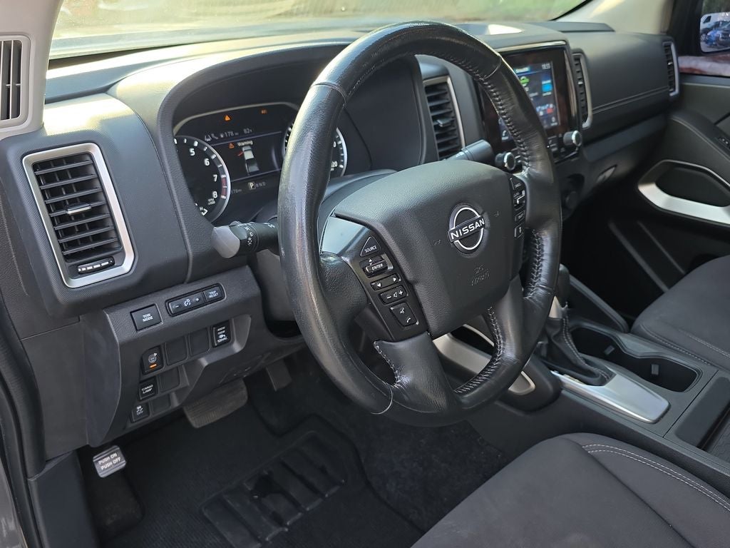 2022 Nissan Frontier SV