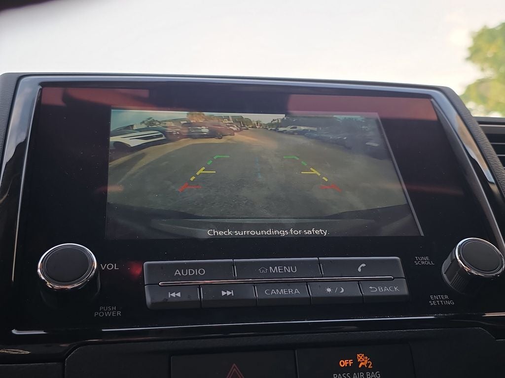 2022 Nissan Frontier SV