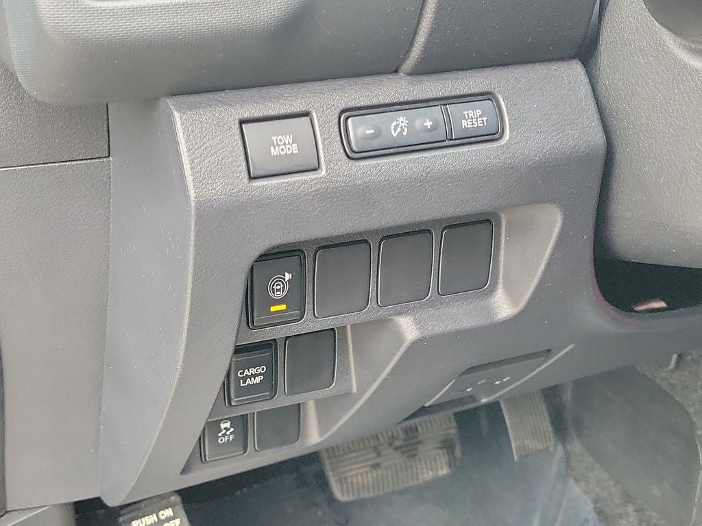 2023 Nissan Frontier PRO-X