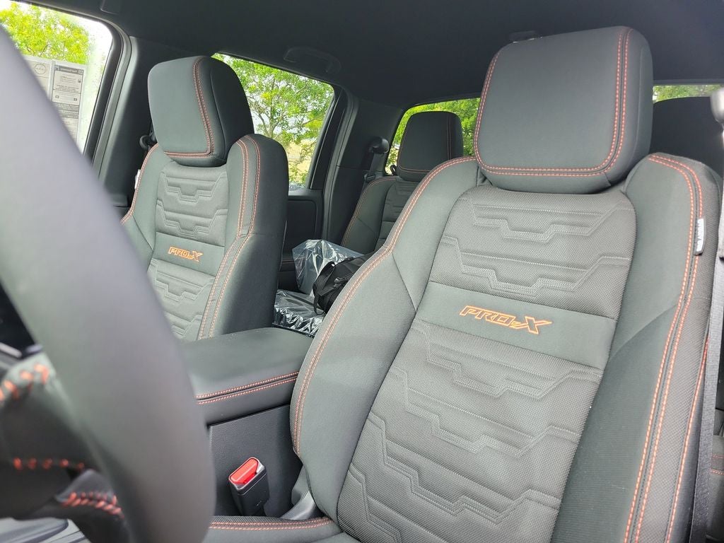 2026 Nissan Frontier PRO-X CONVENIENCE