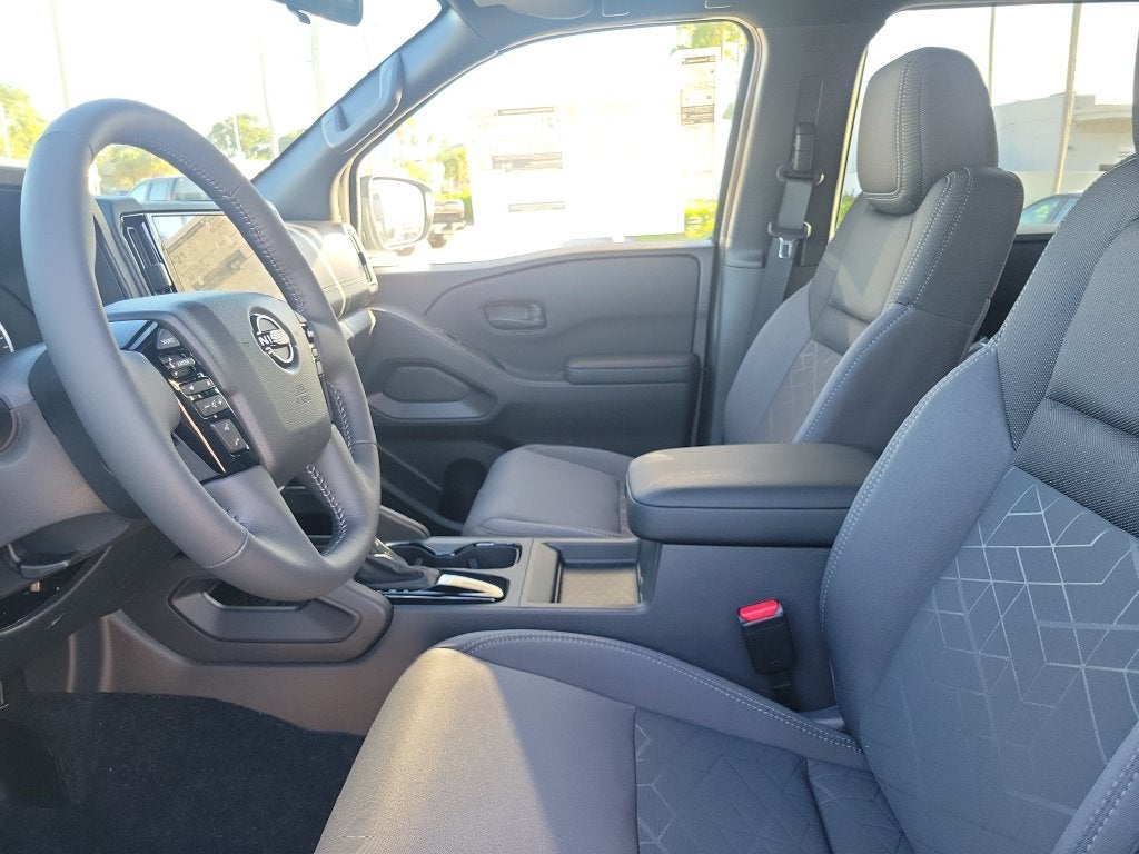 2027 Nissan Frontier SV