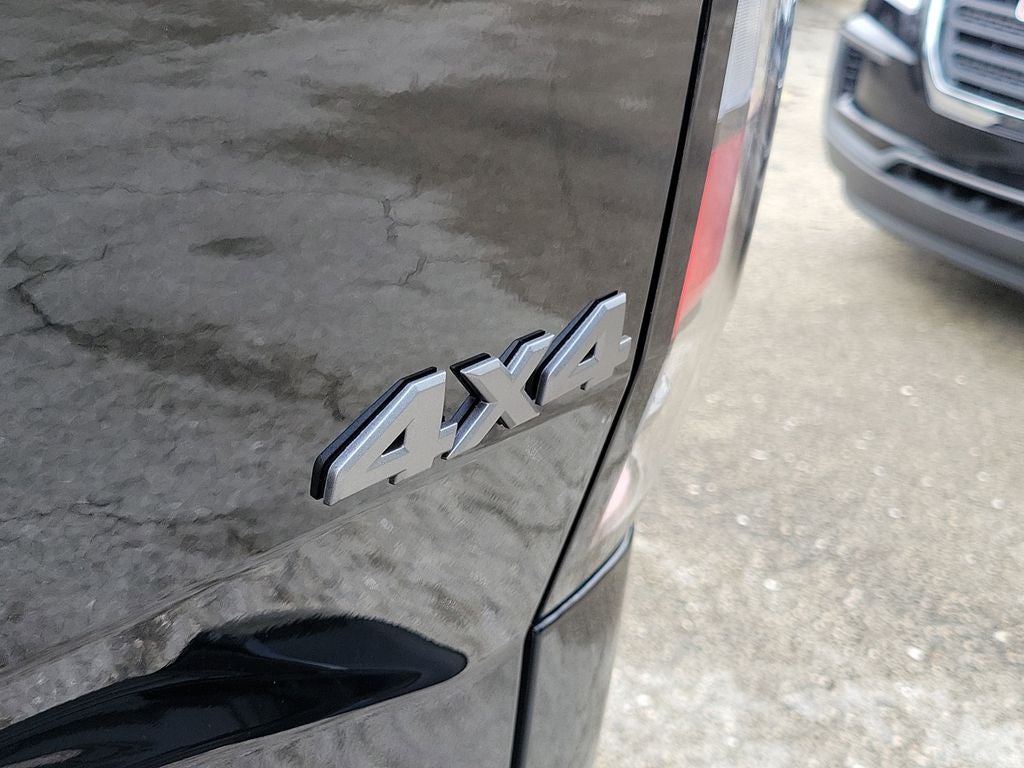 2025 Nissan Frontier SV NISMO