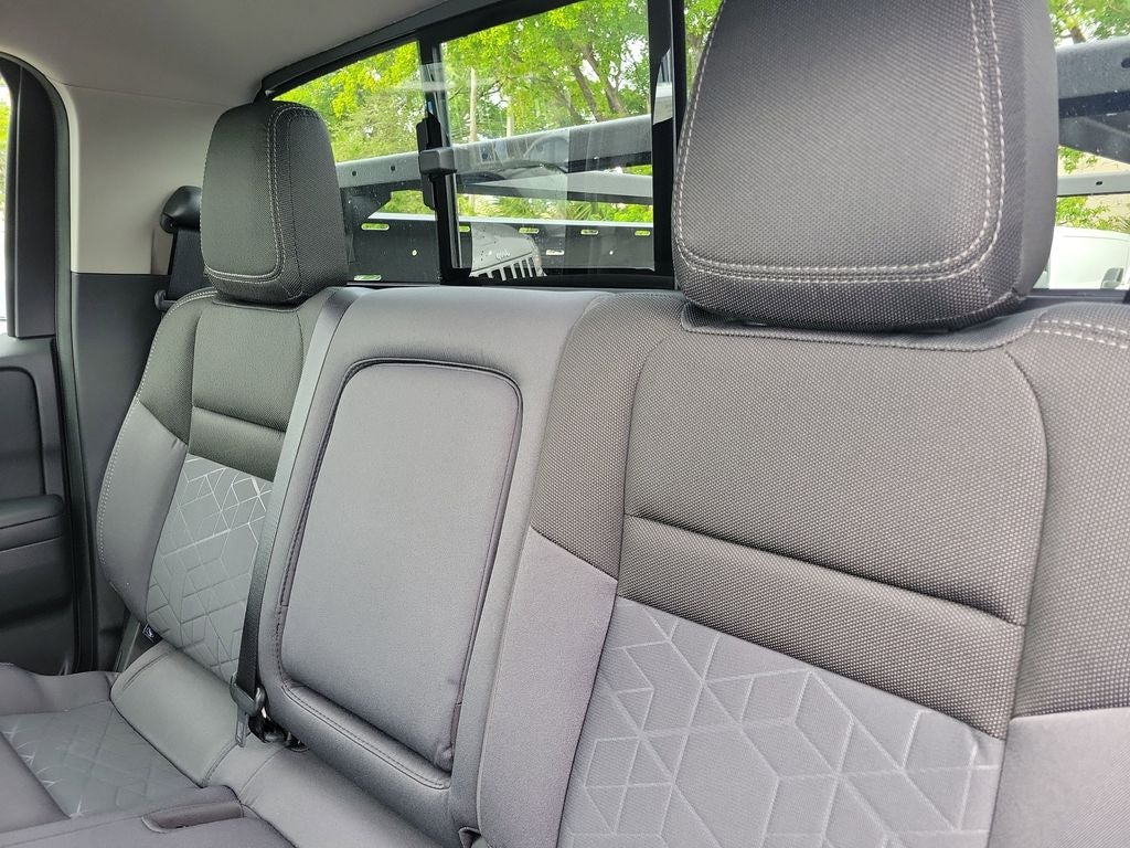 2025 Nissan Frontier SV NISMO