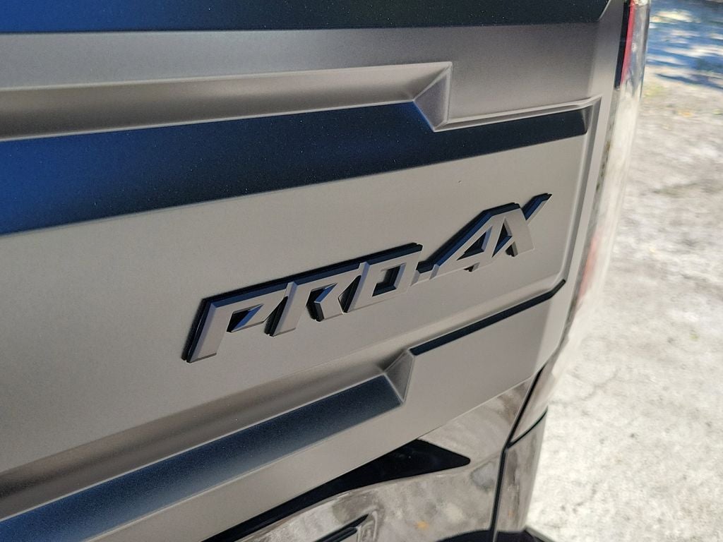 2026 Nissan Frontier PRO-4X PREMIUM
