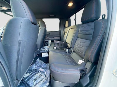 2026 Nissan Frontier PRO-4X CONVENIENCE