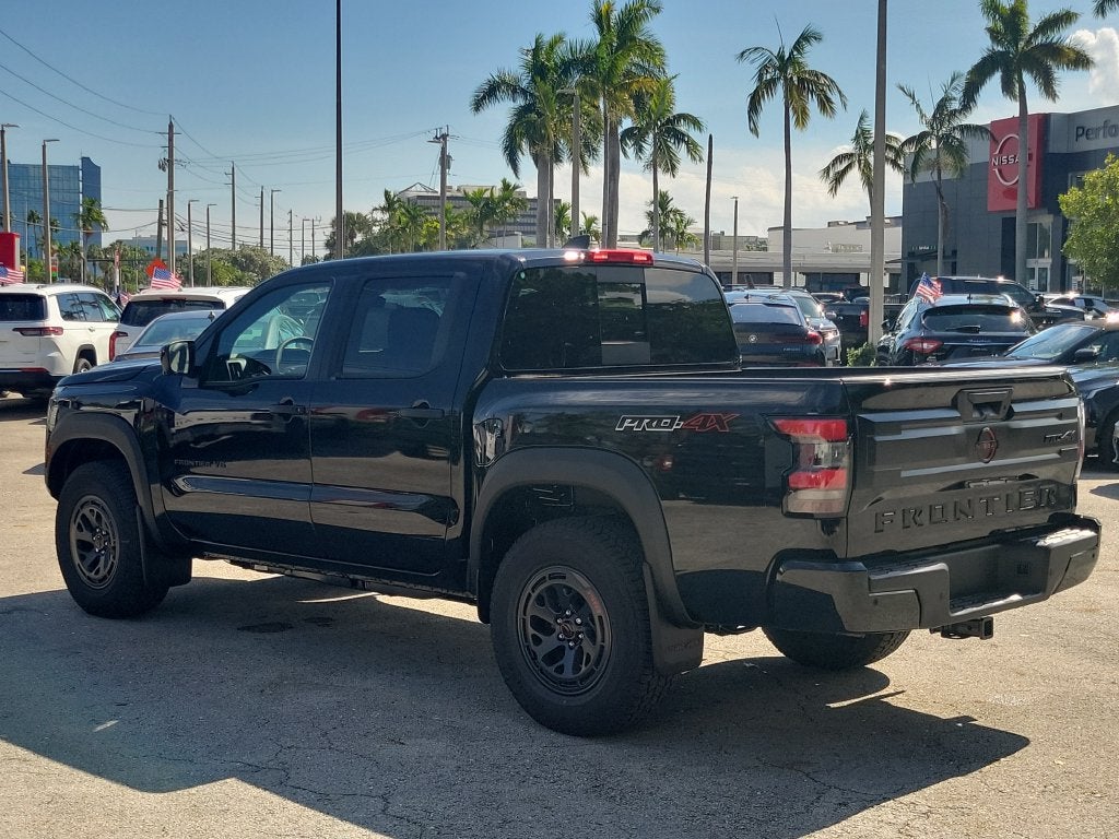 2027 Nissan Frontier PRO-4X Premium