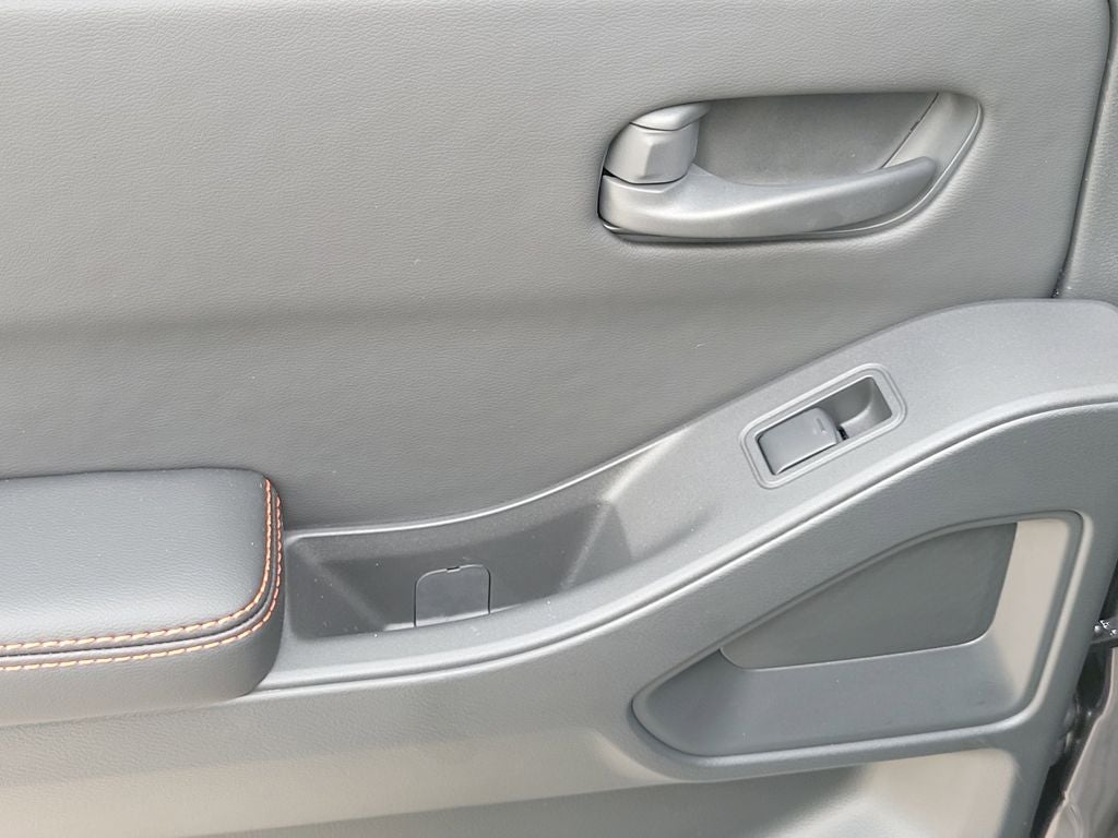 2026 Nissan Frontier PRO-4X CONVENIENCE