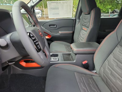 2026 Nissan Frontier PRO-4X CONVENIENCE