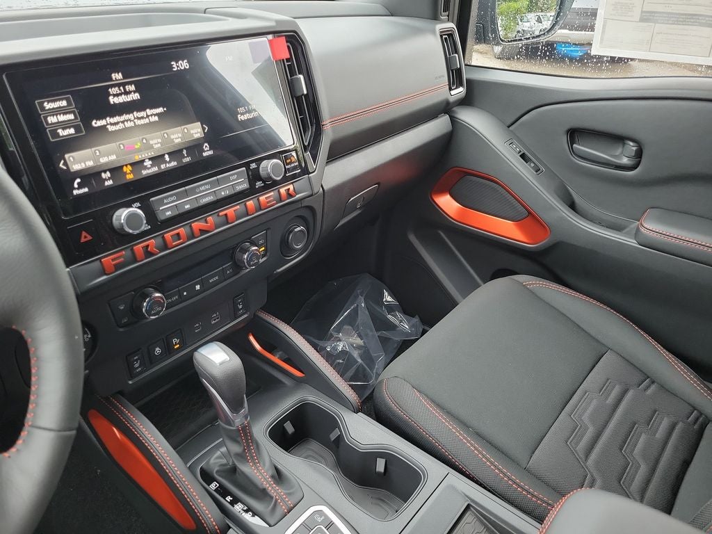 2026 Nissan Frontier PRO-4X CONVENIENCE