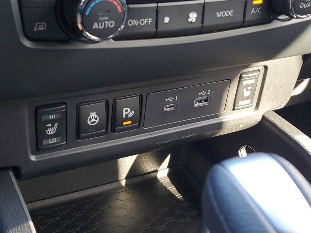 2026 Nissan Frontier SV Convenience