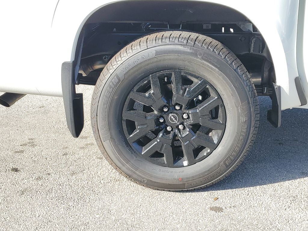 2026 Nissan Frontier SV Convenience