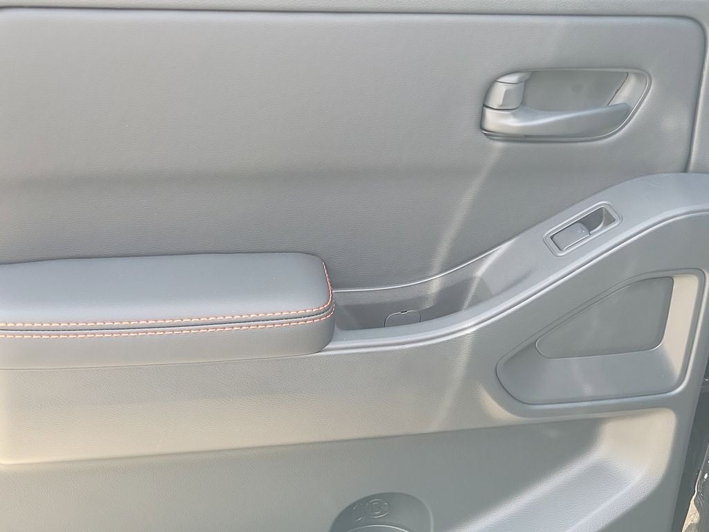 2026 Nissan Frontier PRO-4X CONVENIENCE