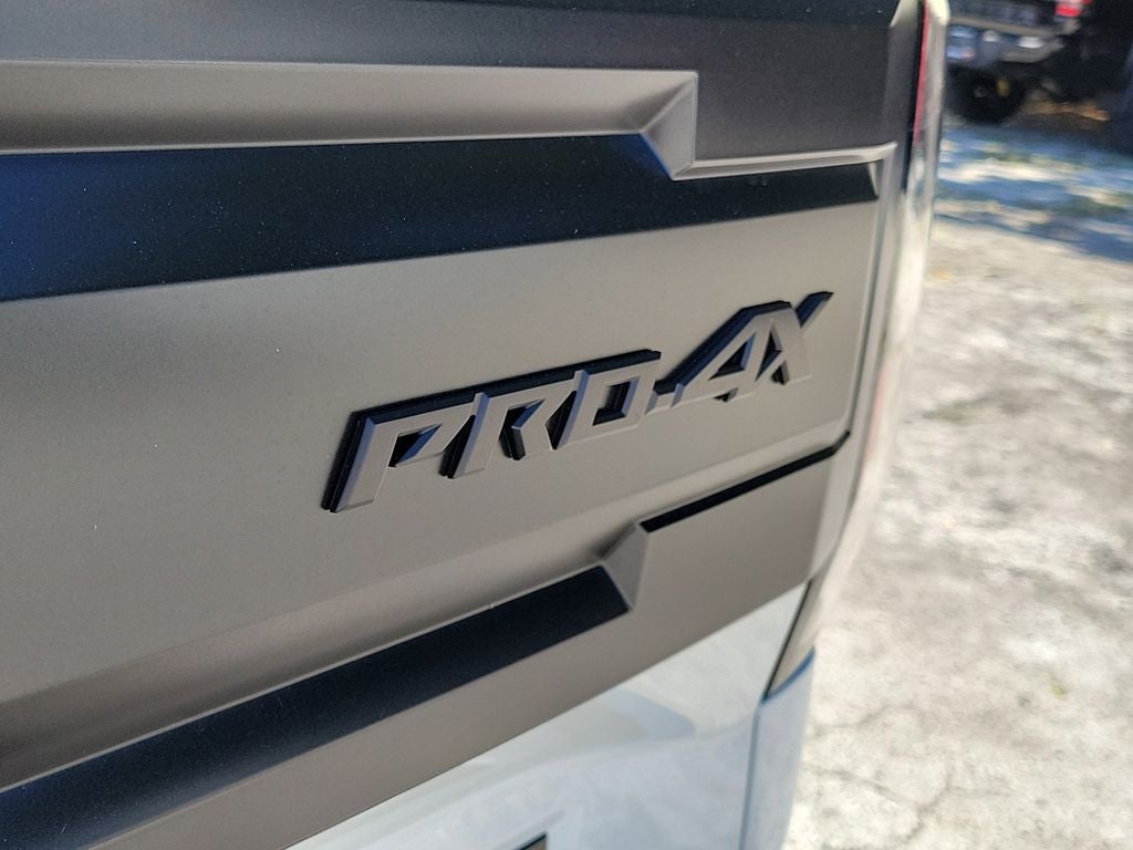 2026 Nissan Frontier PRO-4X CONVENIENCE