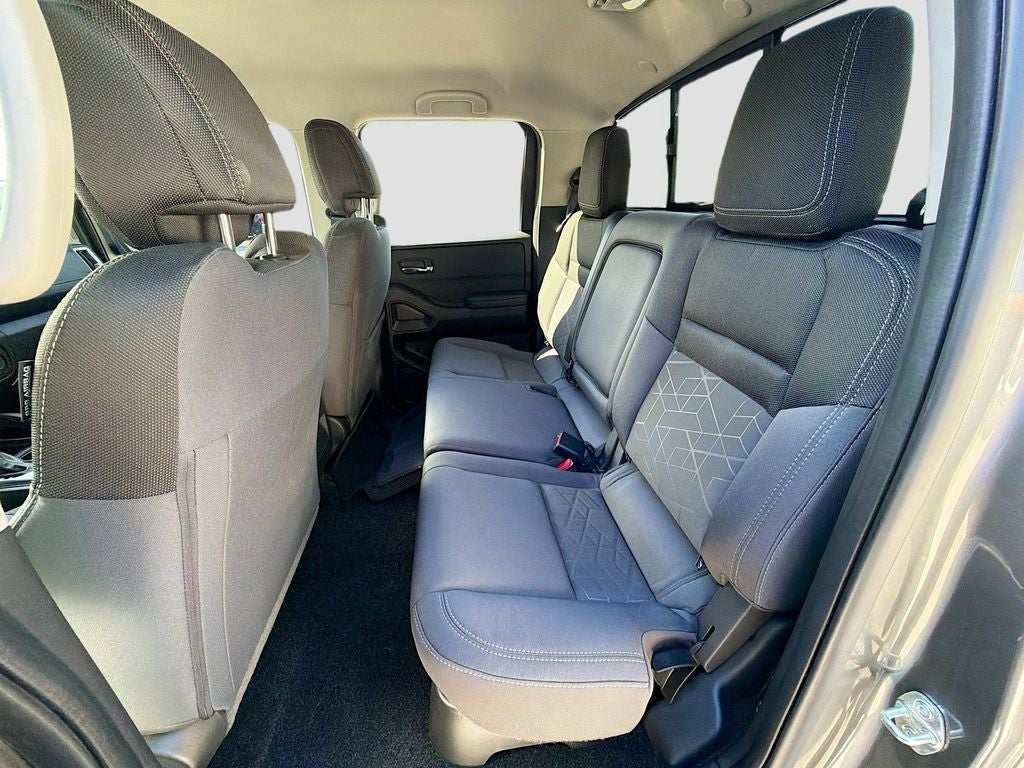 2025 Nissan Frontier SV LONG BED 4X4