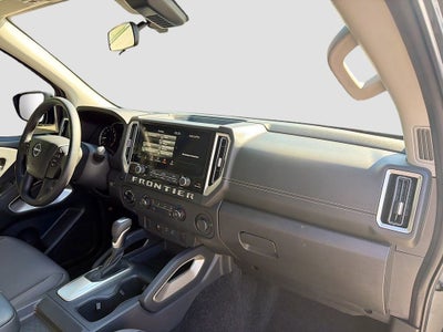 2025 Nissan Frontier SV LONG BED 4X4