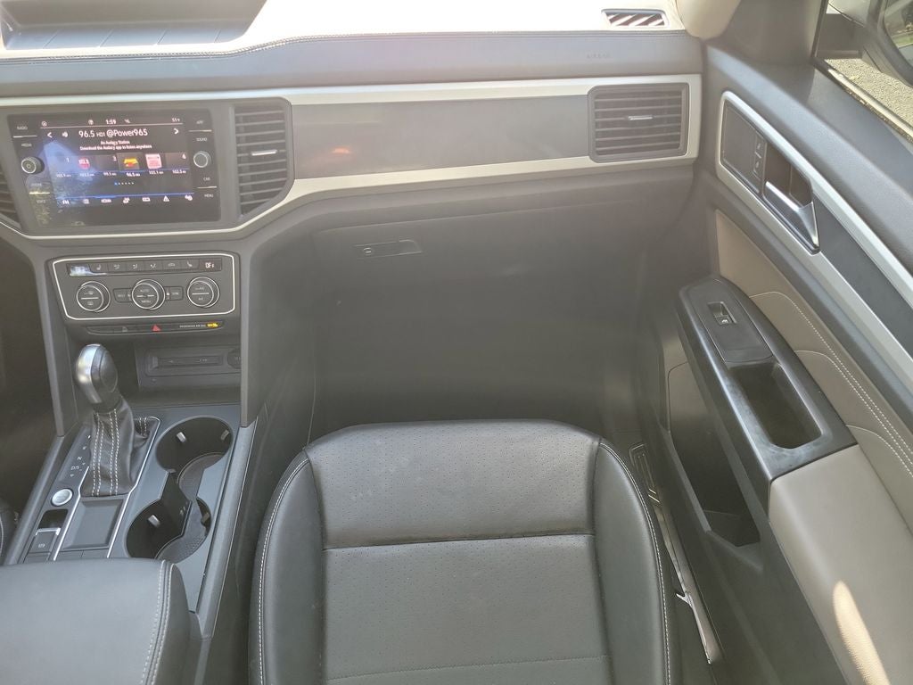 2021 Volkswagen Atlas 3.6L V6 SE w/Technology R-Line