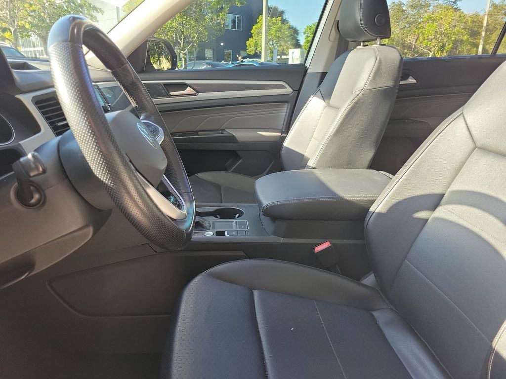 2021 Volkswagen Atlas 3.6L V6 SE w/Technology R-Line