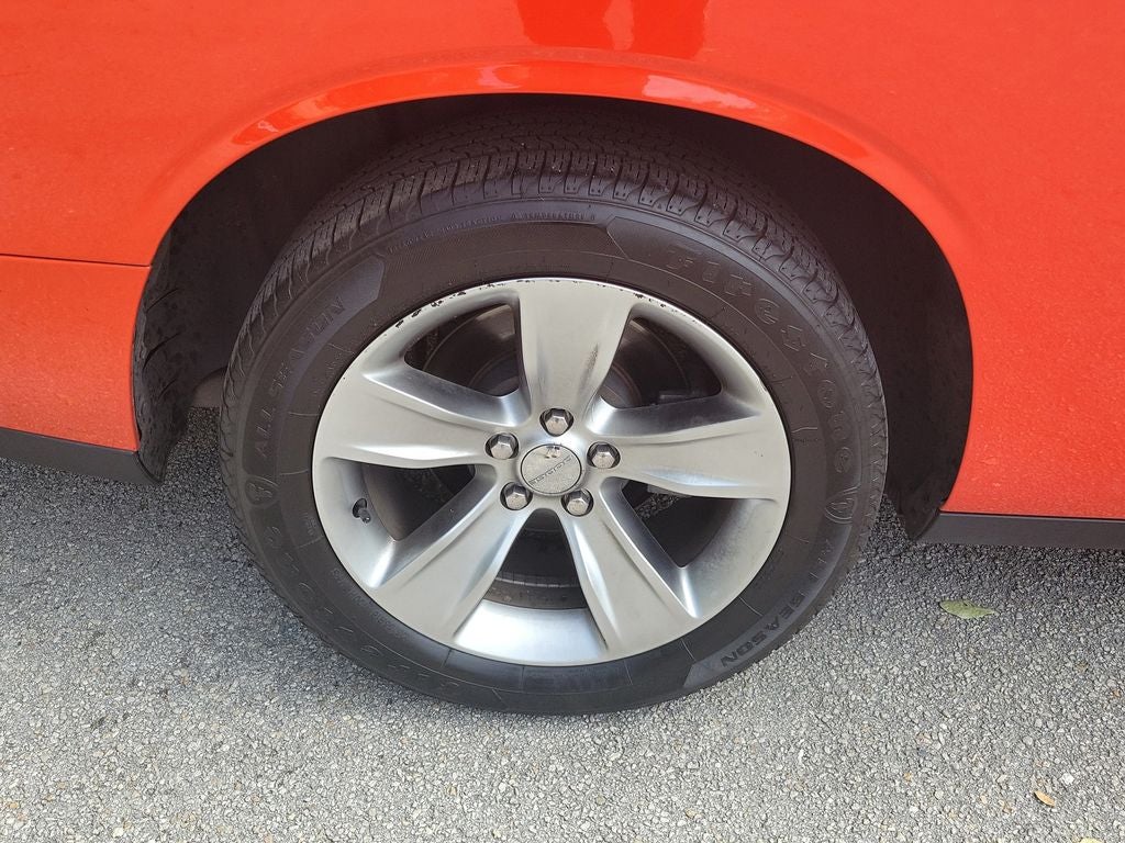 2017 Dodge Challenger SXT