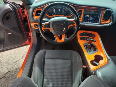 2017 Dodge Challenger SXT