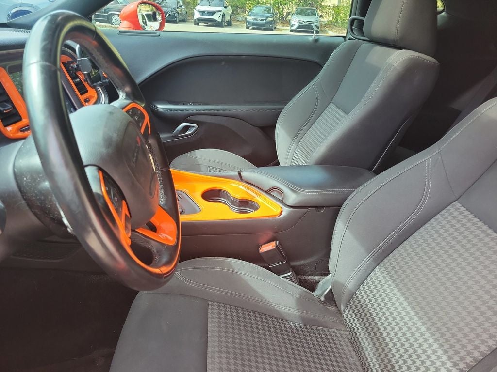 2017 Dodge Challenger SXT