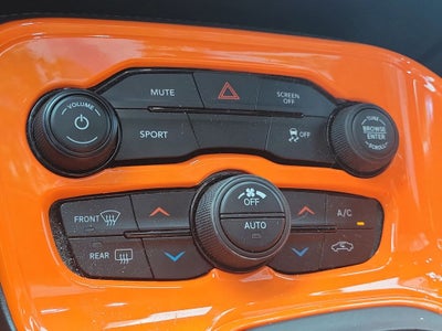 2017 Dodge Challenger SXT