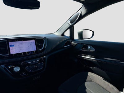 2021 Chrysler Pacifica Touring