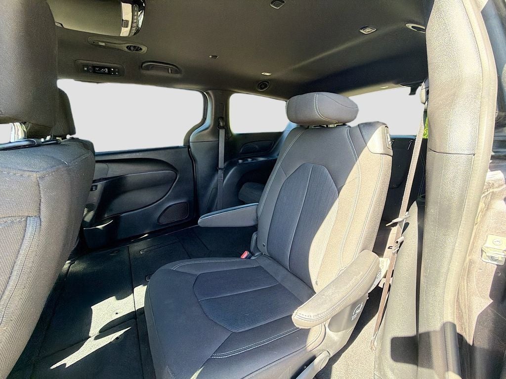 2021 Chrysler Pacifica Touring