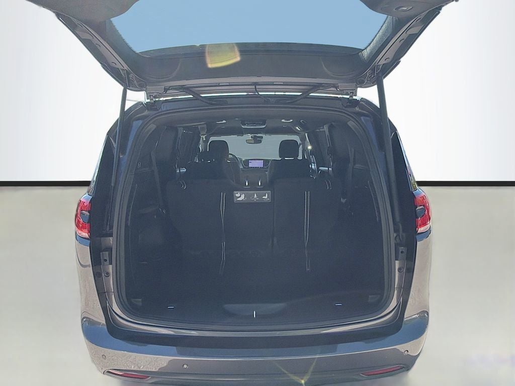 2021 Chrysler Pacifica Touring