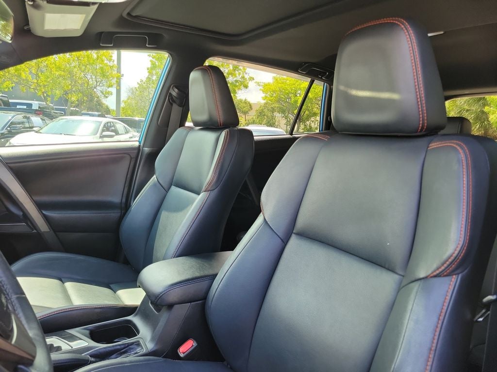 2017 Toyota RAV4 SE