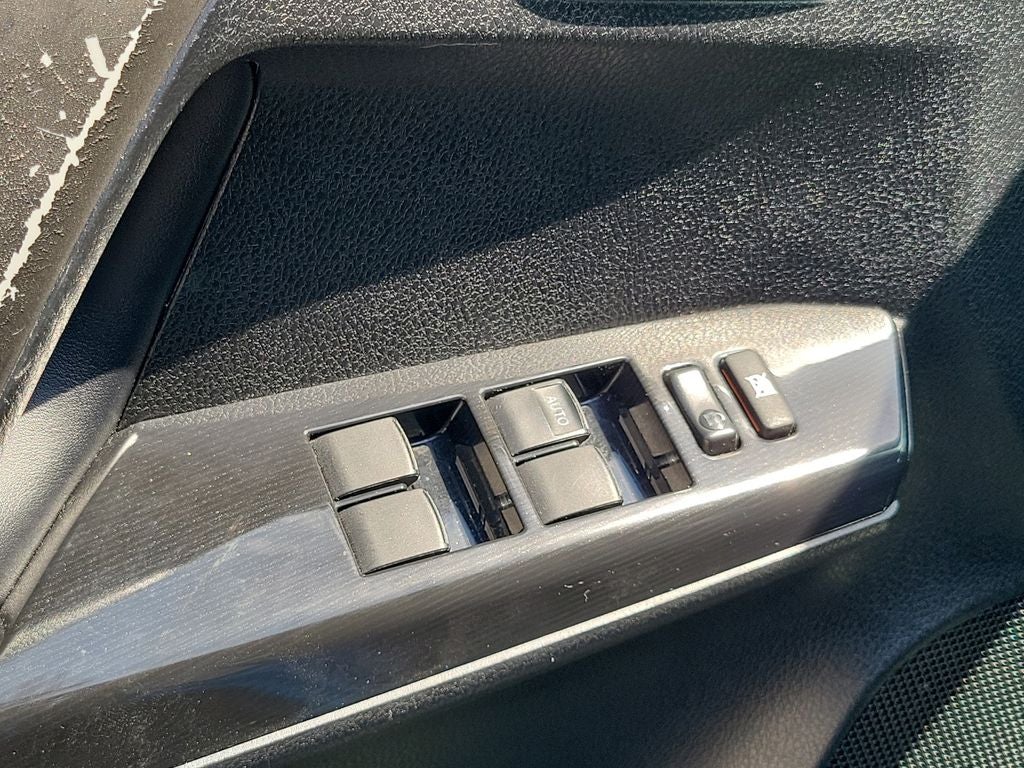 2017 Toyota RAV4 SE