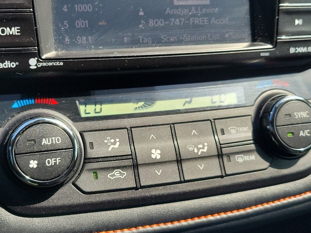 2017 Toyota RAV4 SE
