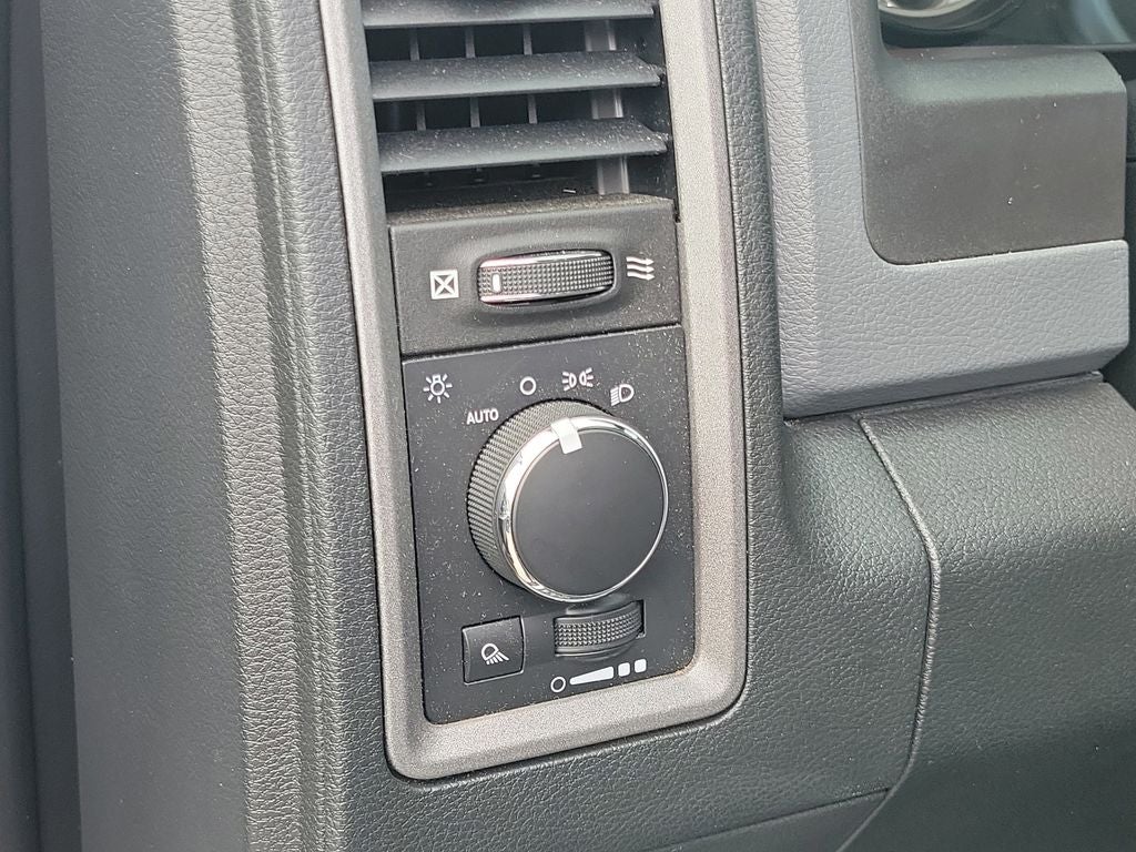 2018 RAM 3500 Tradesman DUALLY 4X4