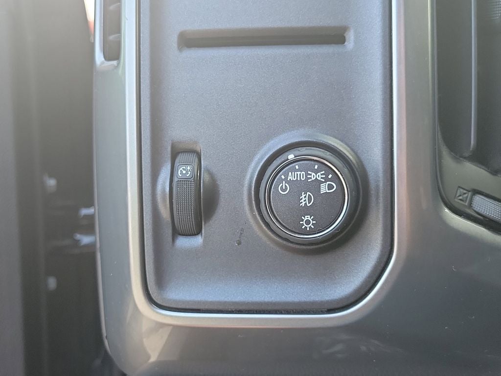 2018 Chevrolet Silverado 1500 LT LT1