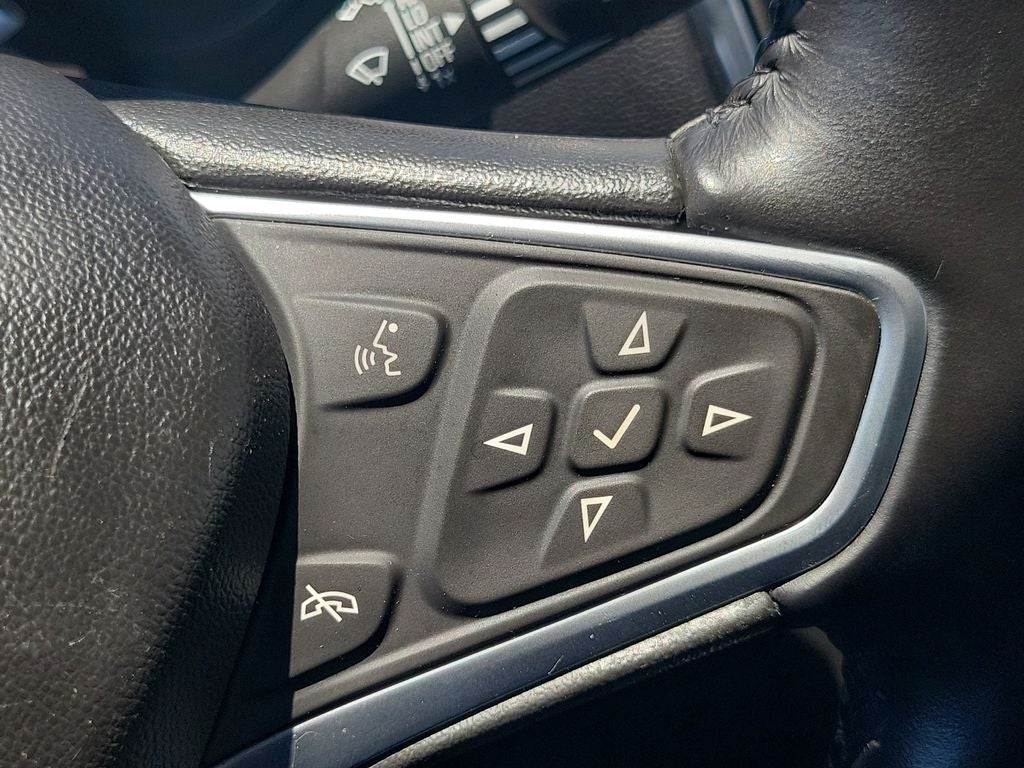 2022 Chevrolet Equinox LT W/Pano Roof