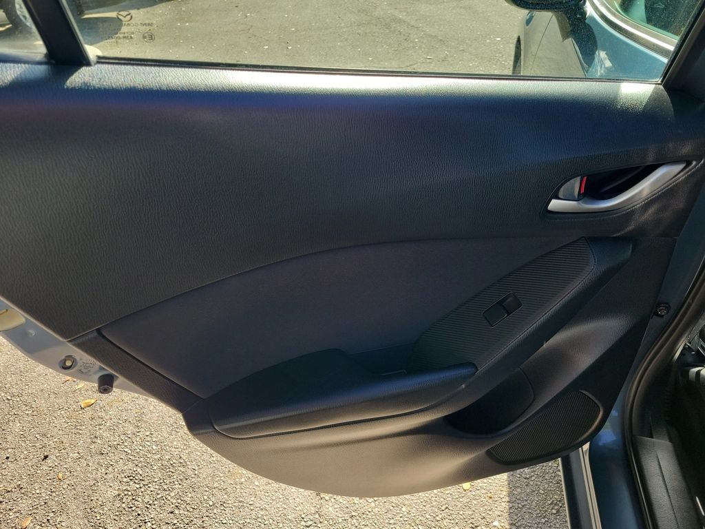 2016 Mazda Mazda3 i Sport