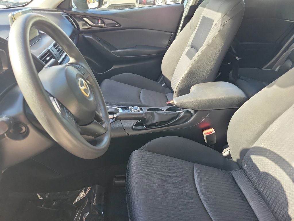 2016 Mazda Mazda3 i Sport