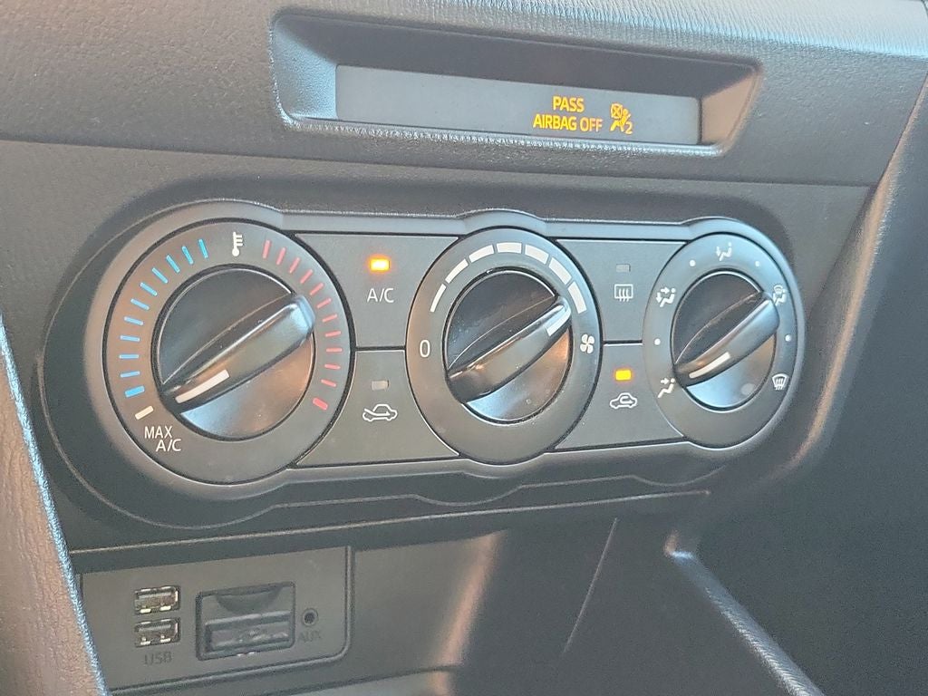 2016 Mazda Mazda3 i Sport