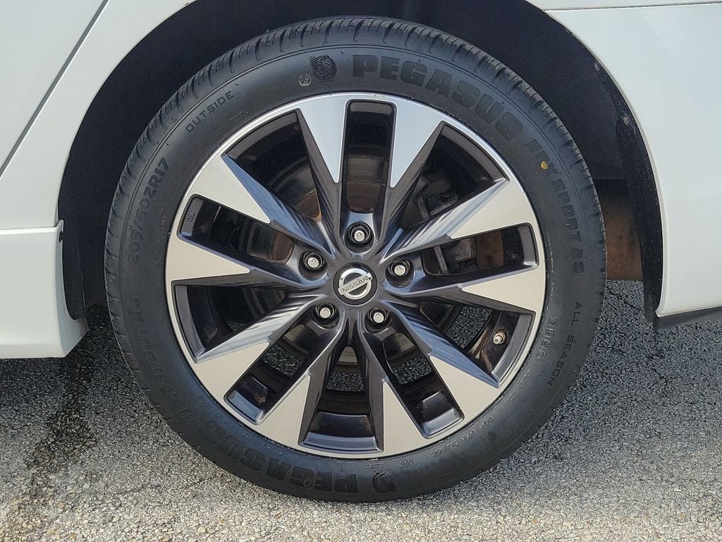 2016 Nissan Sentra SR