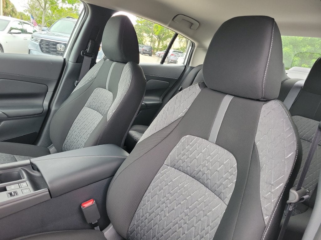 2027 Nissan Sentra SV CONVENIENCE