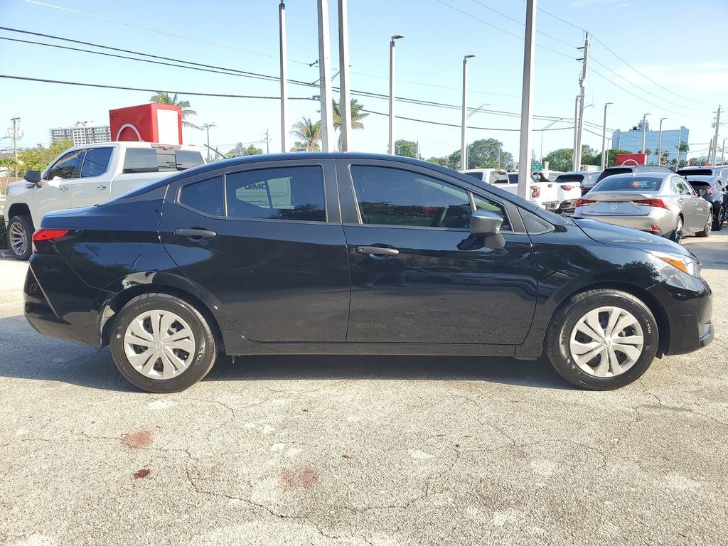 2024 Nissan Versa 1.6 S