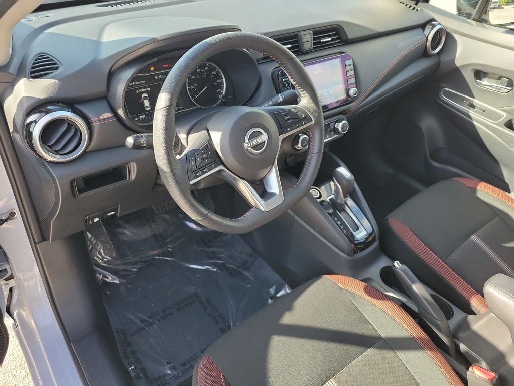2025 Nissan Versa 1.6 SR