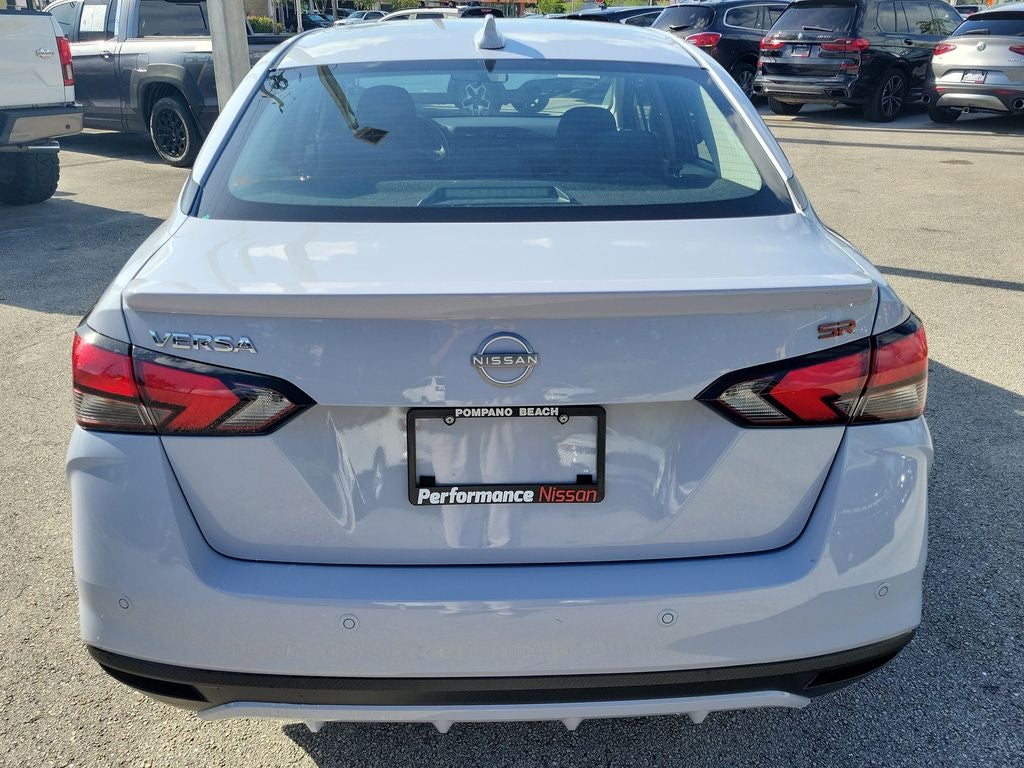 2025 Nissan Versa 1.6 SR