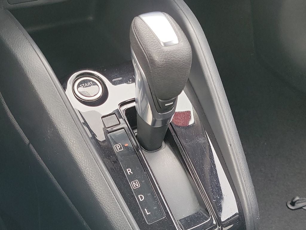 2022 Nissan Kicks S