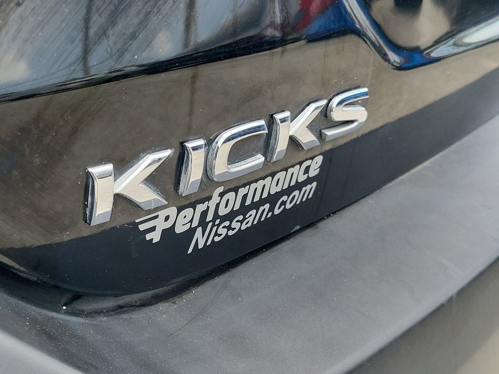 2020 Nissan Kicks S