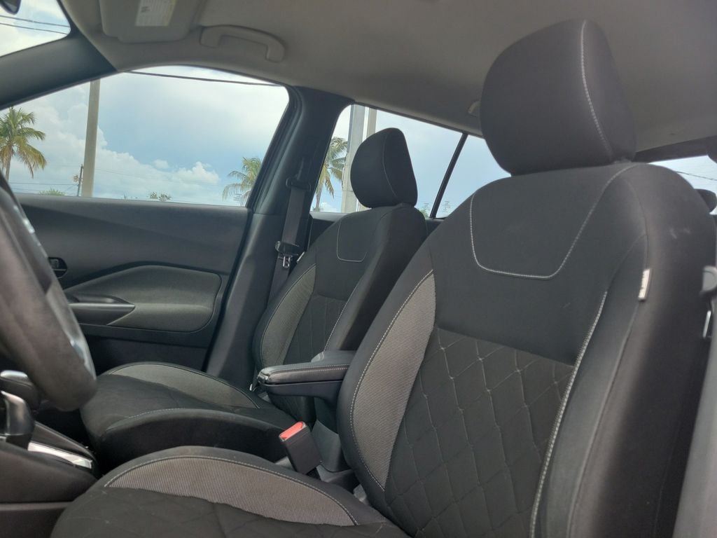 2020 Nissan Kicks S