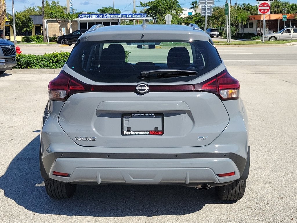 2024 Nissan Kicks SV