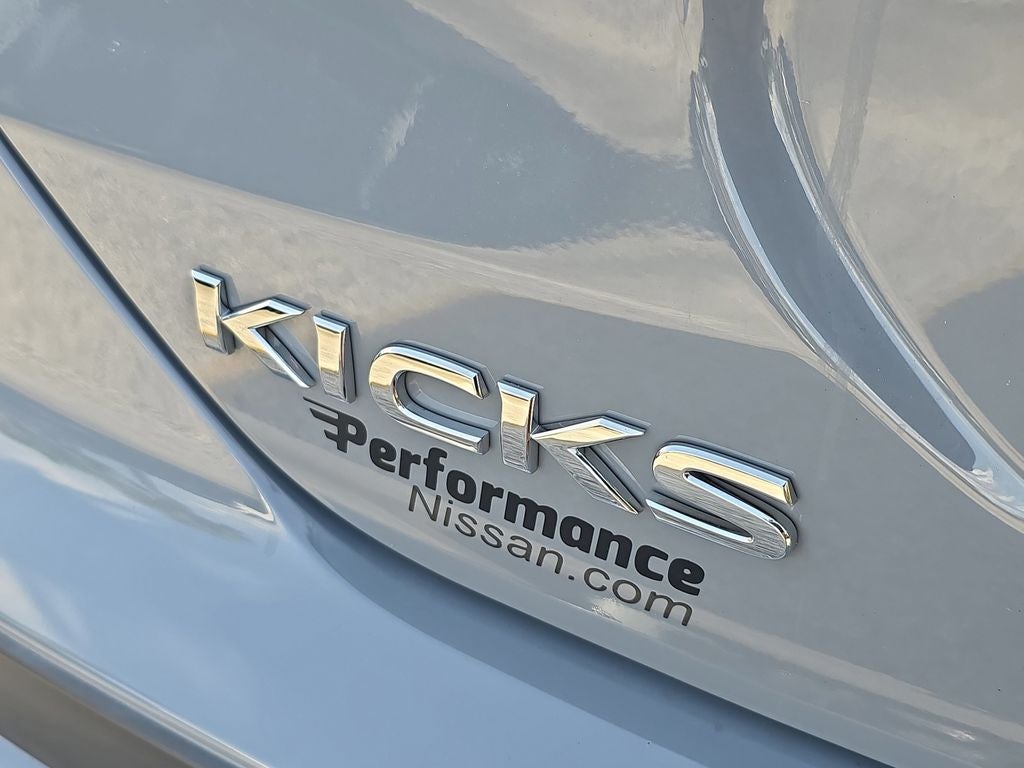 2023 Nissan Kicks SV